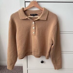 Camel brown cropped collar sweater